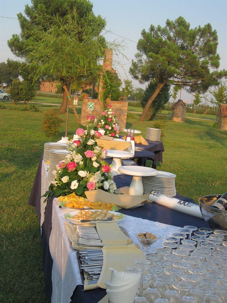 Locanda Corte Arcangeli Ferrara Ngoại thất bức ảnh